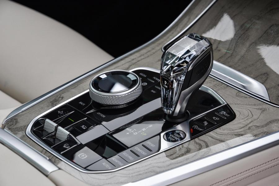 Детали интерьера BMW X5 xDrive30d (G05) 2018 года  (ZA) (фото 19 из 30)